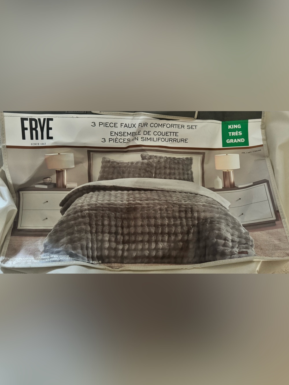 Frye set comforter KING grey Pom Pom RARE shams Gray Faux Fur Comforter Set -